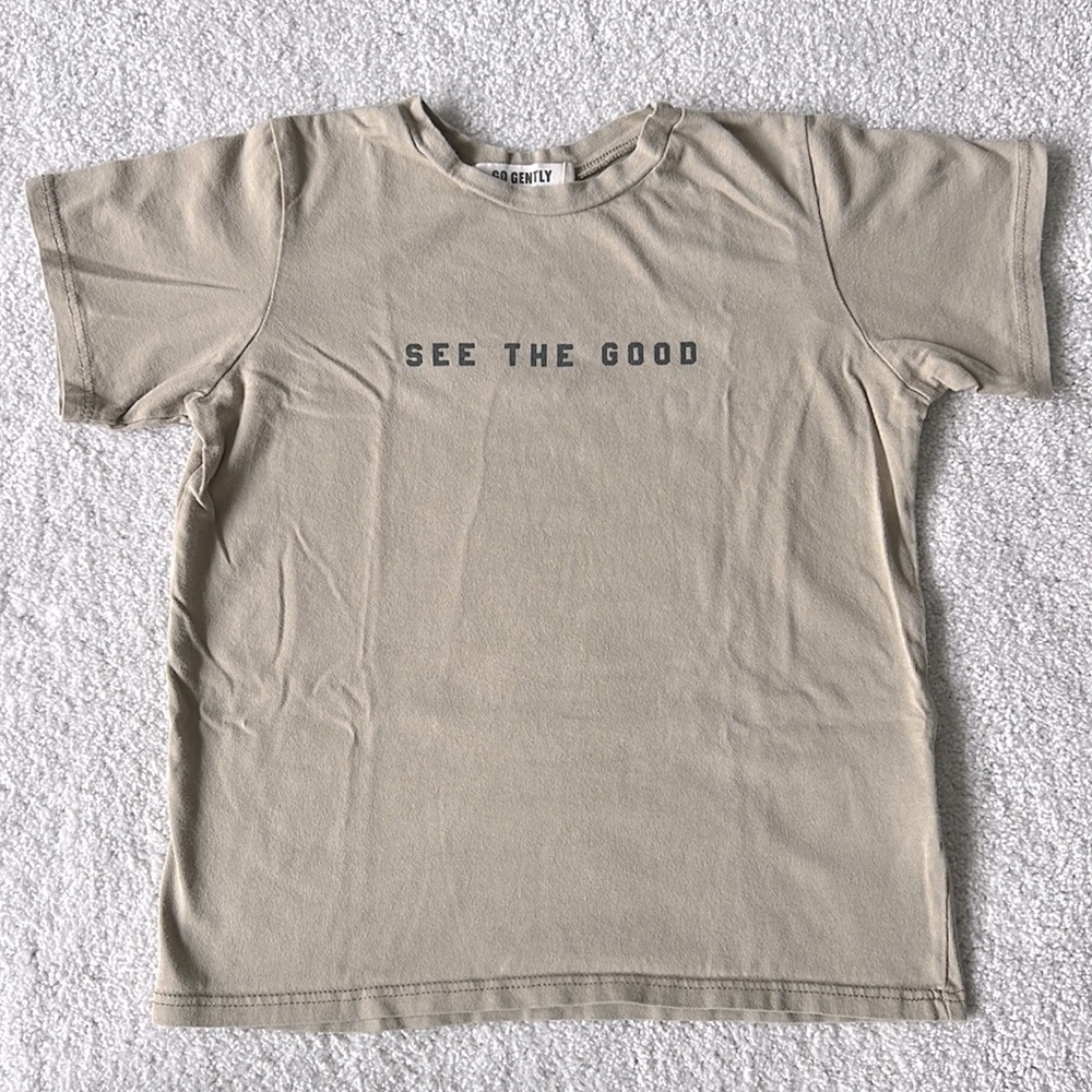 Kids Go Gently Nation “See the Good” T shirt - khaki green - size 5​